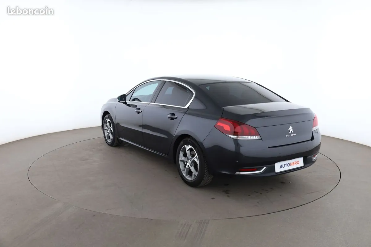 Peugeot 508 2018 photo 2