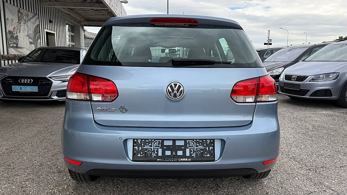 Volkswagen Golf 2010 photo 3