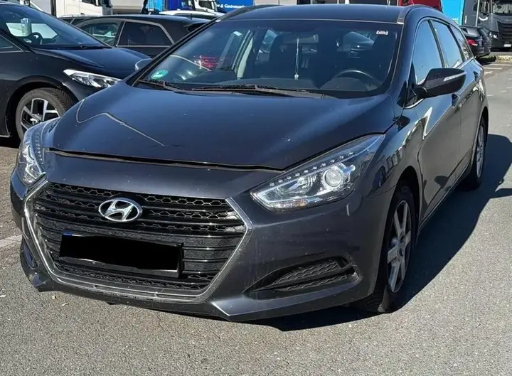 Hyundai I40