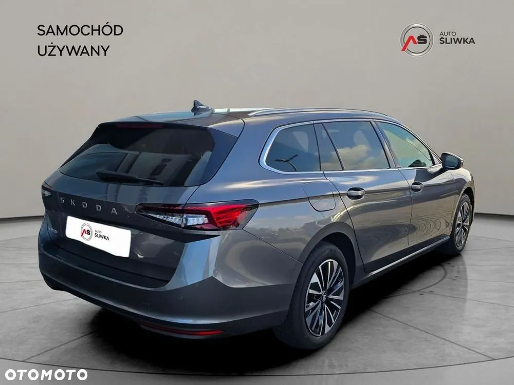 Skoda Superb 2024 photo 5