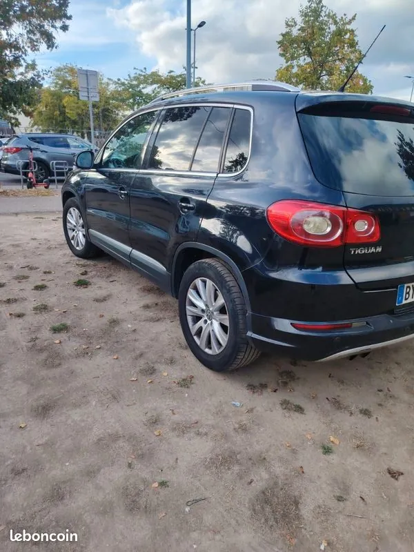 Volkswagen Tiguan 2008 photo 2