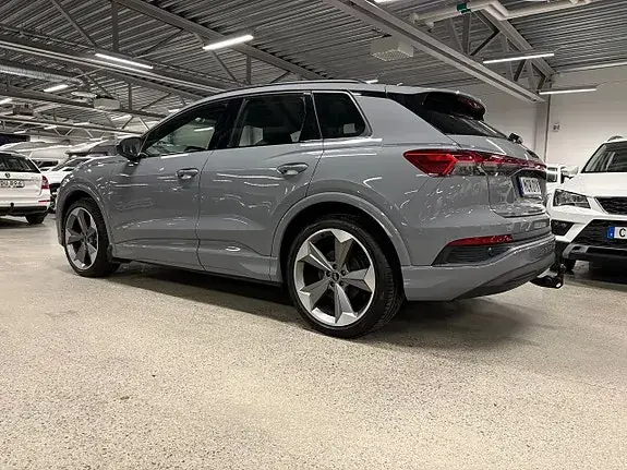 Audi Q4 E-Tron 2023 photo 3