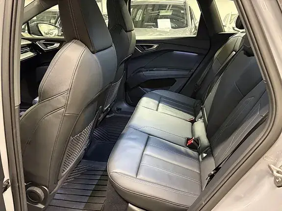 Audi Q4 E-Tron 2023 photo 5