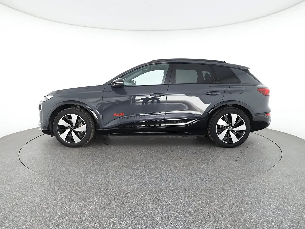 Audi Q6 2025 photo 2