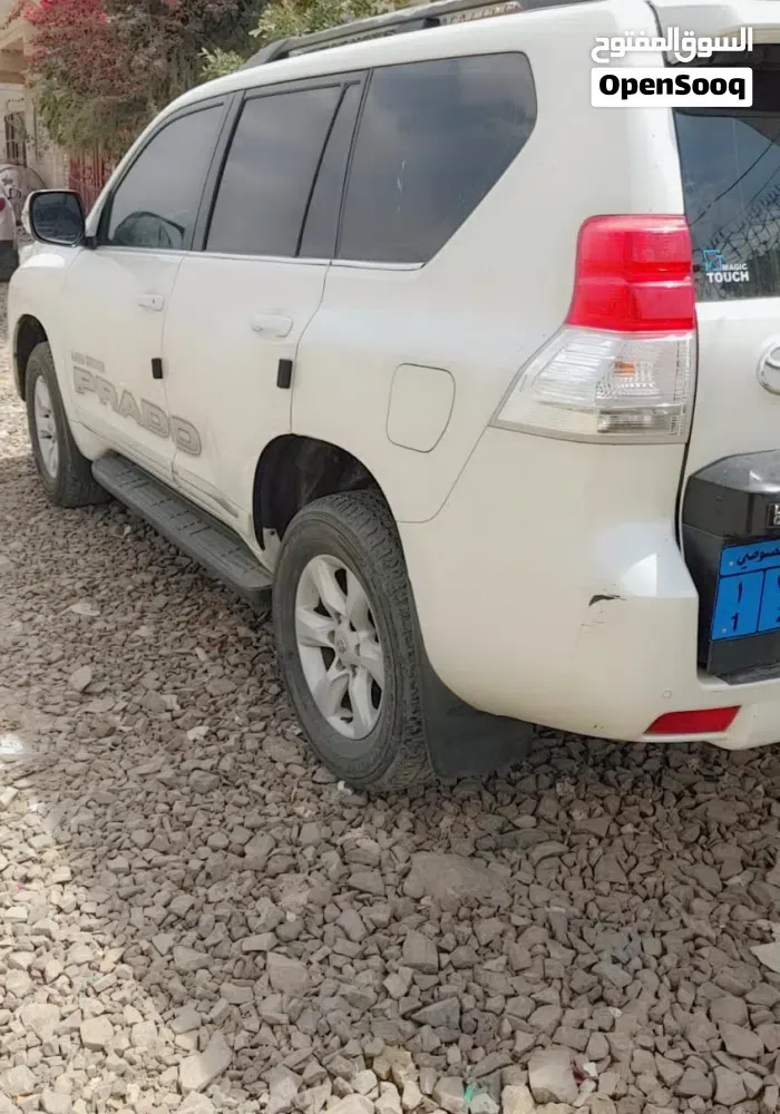 Toyota Prado 2013 photo 4