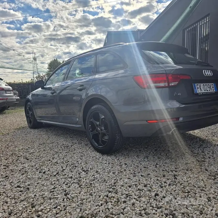 Audi A4 Avant 2017 photo 5