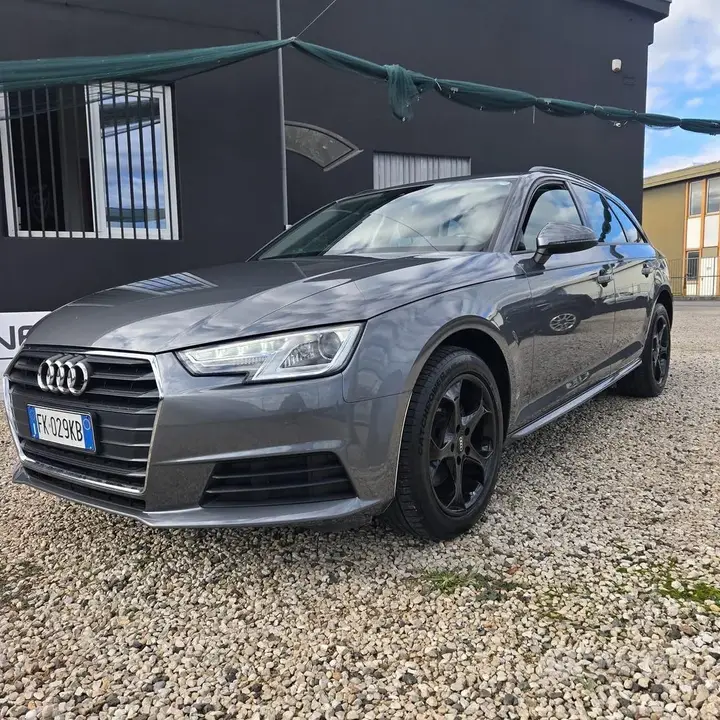 Audi A4 Avant 2017 photo 2
