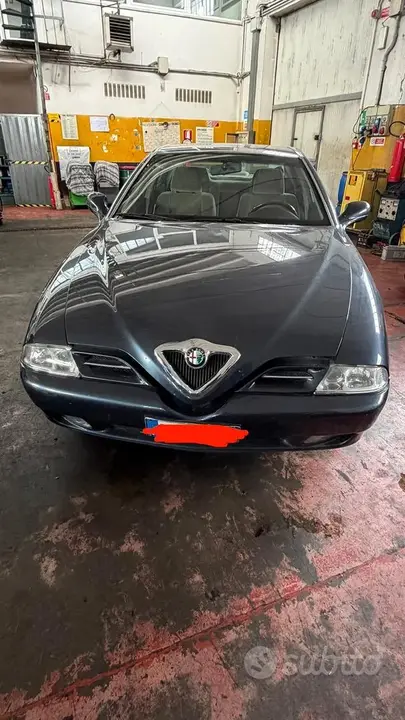 Alfa Romeo 166