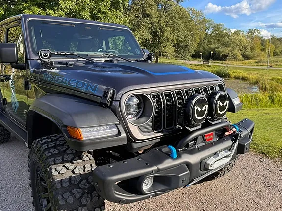Jeep Wrangler 2025 photo 2