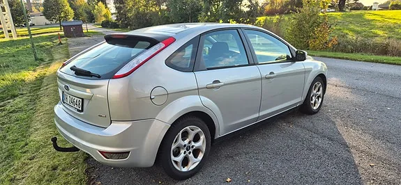 Ford Focus 2010 photo 5
