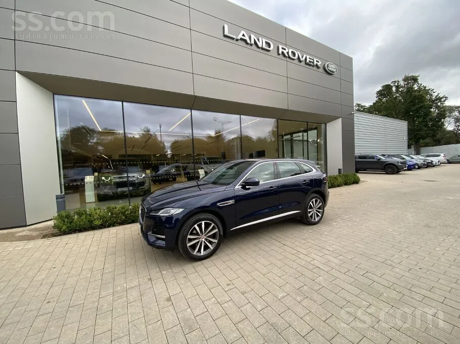 Jaguar F-Pace