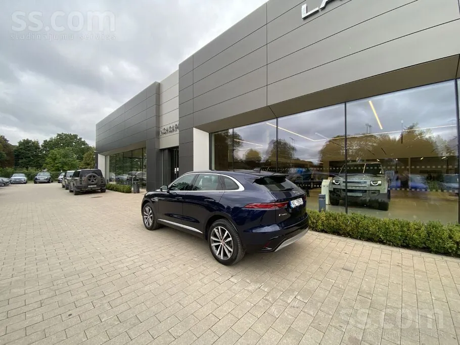 Jaguar F-Pace 2022 photo 3