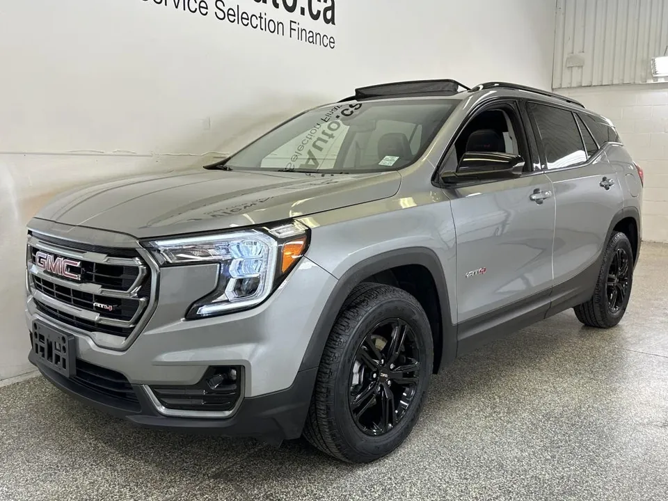 GMC Terrain 2024 photo 3