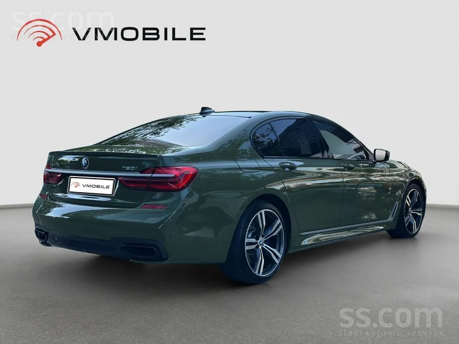 BMW 750I 2019 photo 2
