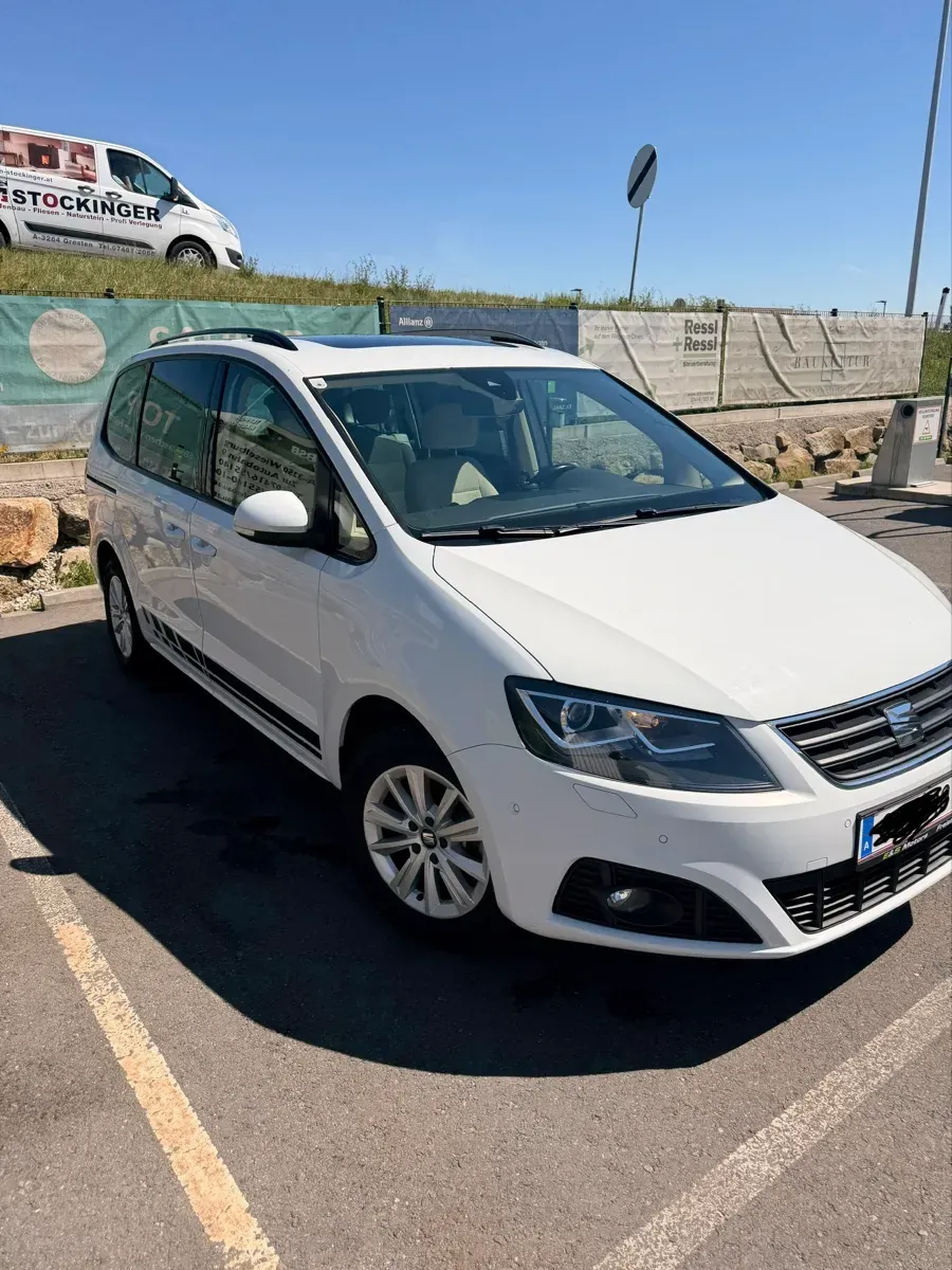 Seat Alhambra 2017 photo 2