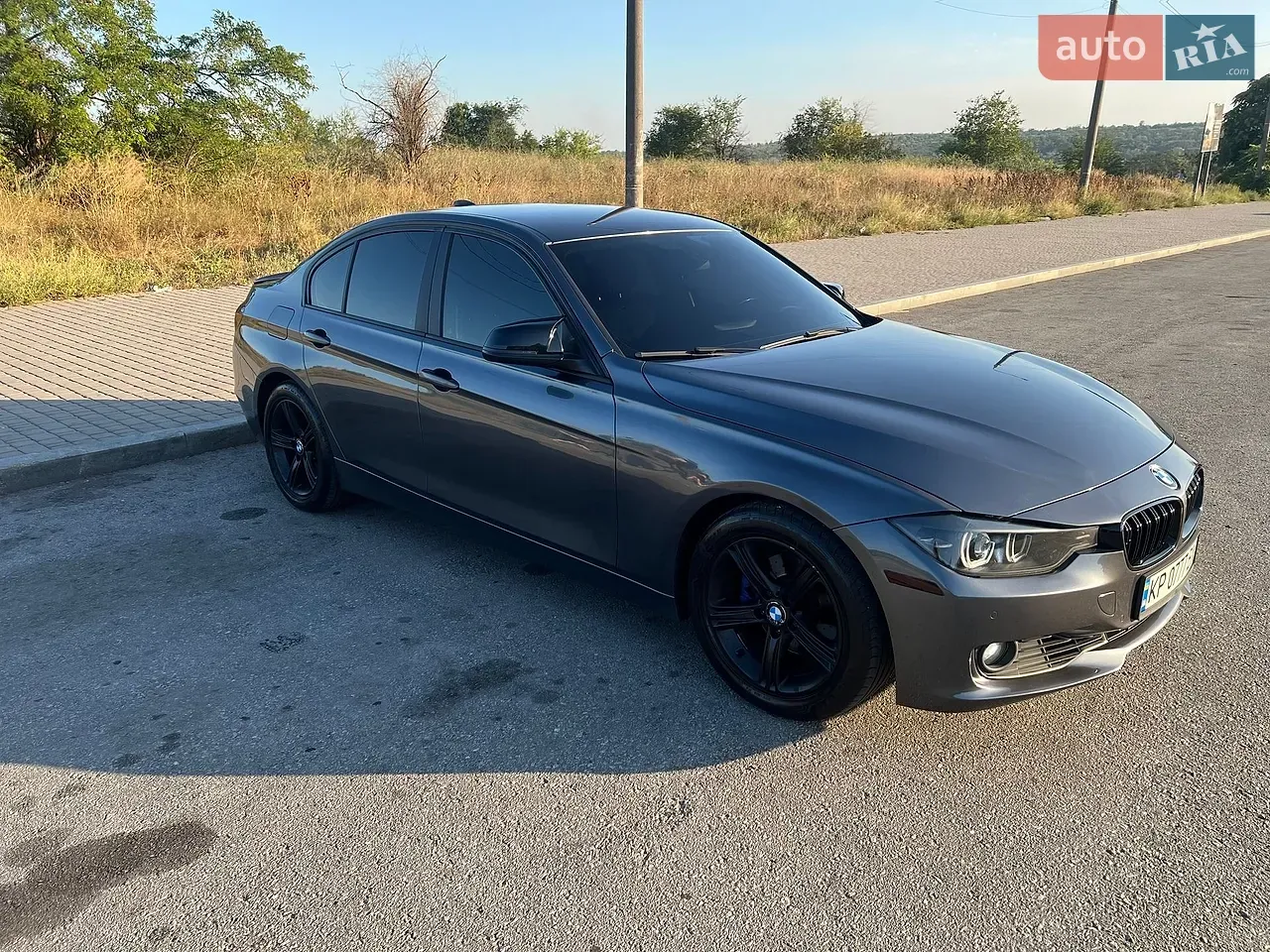 BMW 3 Series 2013 photo 3