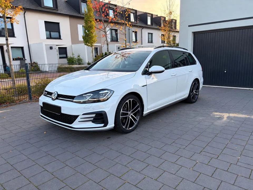 Volkswagen Golf Vii