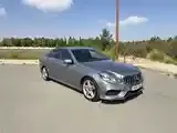 Mercedes-Benz E-Class 2013 photo 2