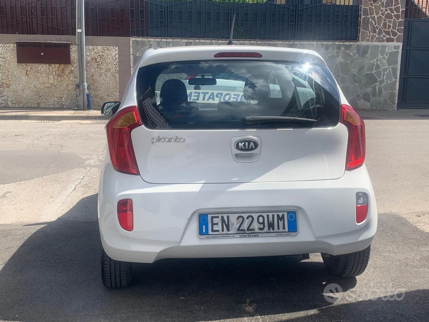 Kia Picanto 2013 photo 2