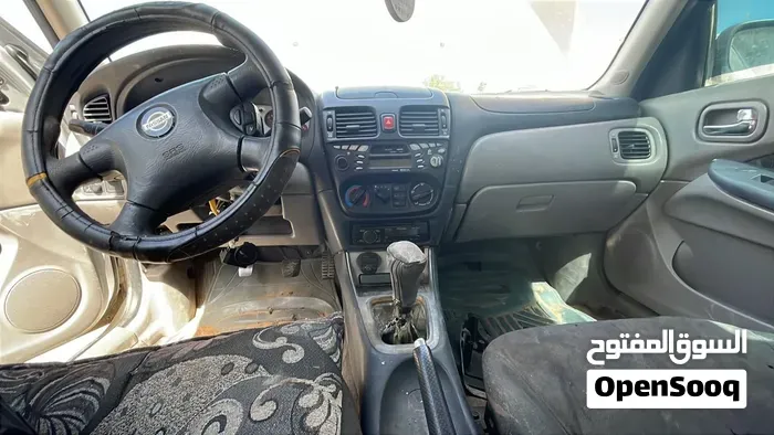 Nissan Primera 2000 photo 5