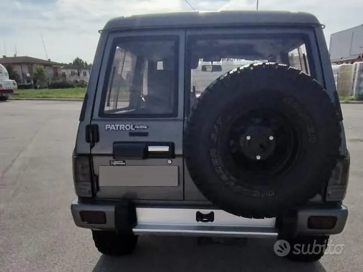 Nissan Patrol 1989 photo 4