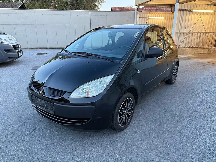 Mitsubishi Colt