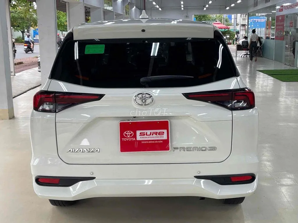 Toyota Avanza 2025 photo 4
