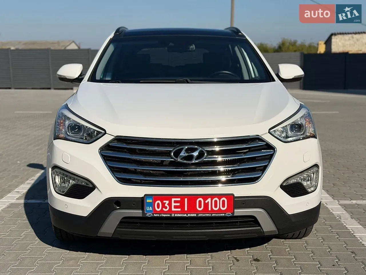 Hyundai Grand Santa Fe 2015 photo 2