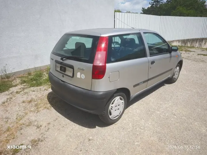 Fiat Punto 2000 photo 3