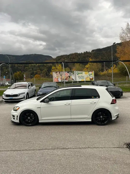 Volkswagen Golf 2015 photo 2