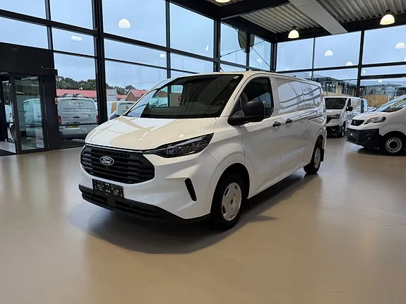 Ford Transit Custom 2023 photo 3
