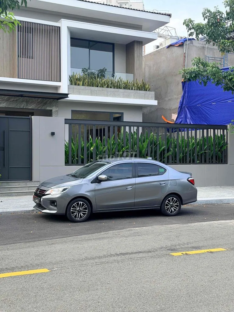 Mitsubishi Attrage