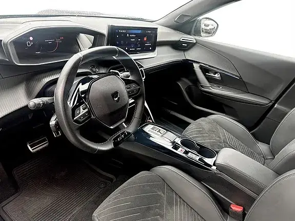 Peugeot 2008 2025 photo 4