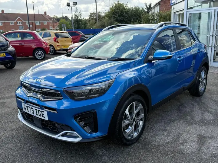 Kia Stonic 2023 photo 4