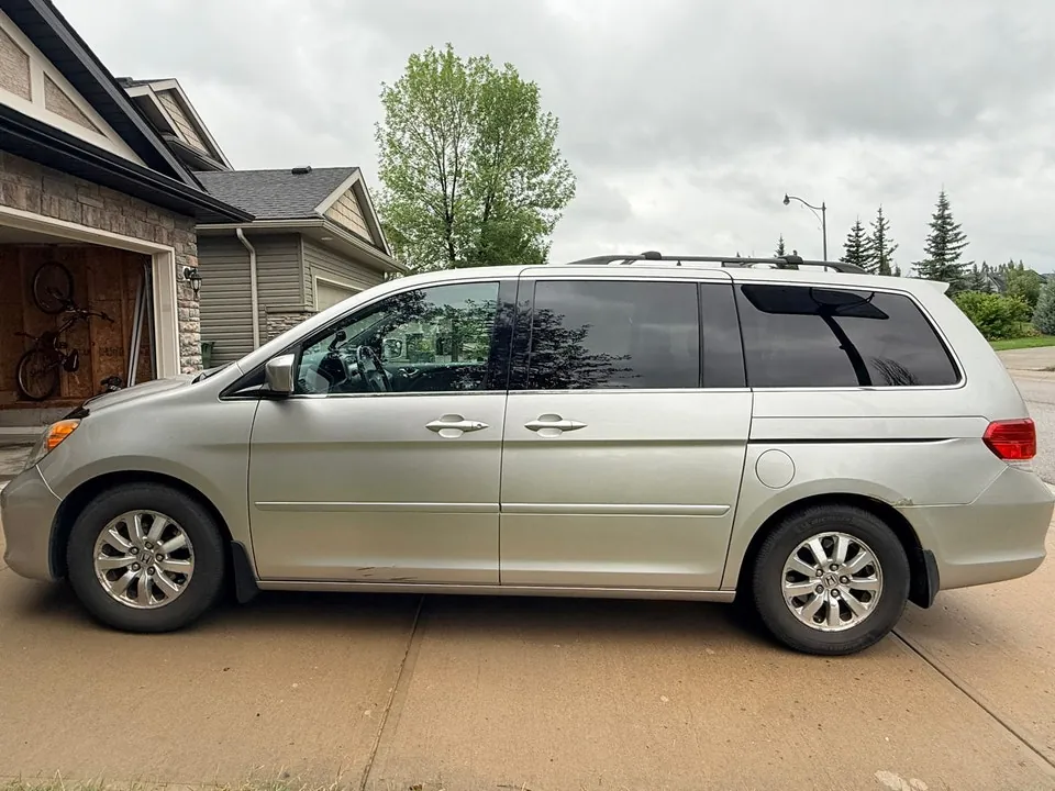 Honda Odyssey 2008 photo 4