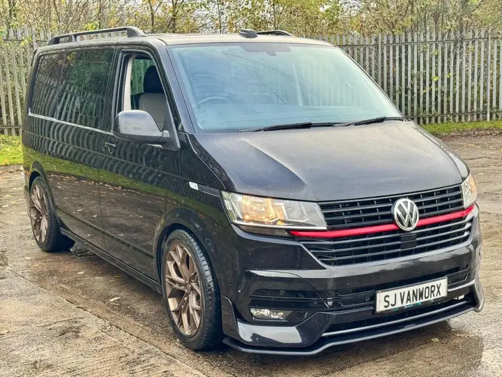 Volkswagen Transporter 2021 photo 2