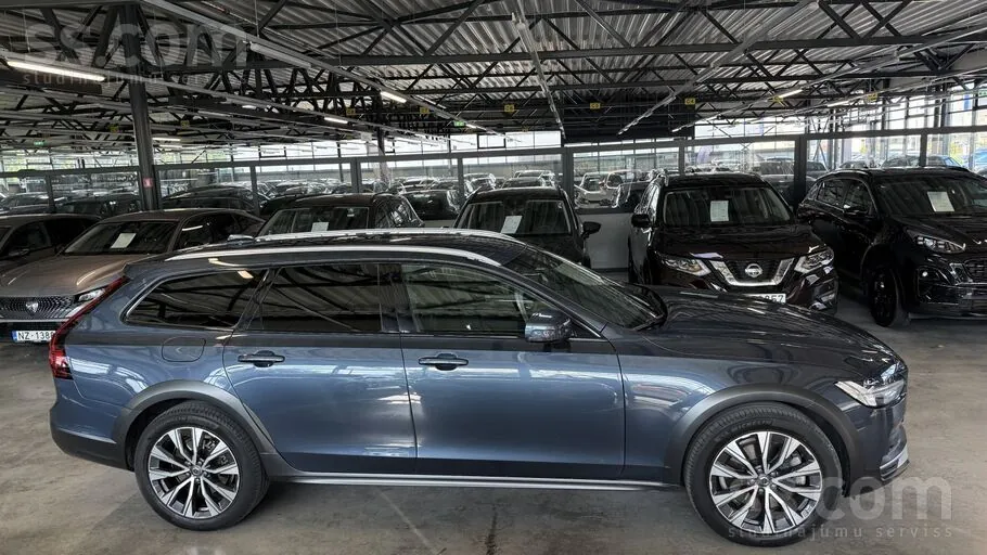 Volvo V90 2023 photo 5