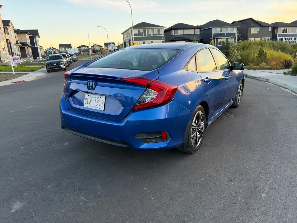 Honda Civic 2018 photo 4