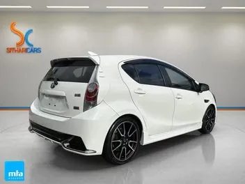 Toyota Aqua 2014 photo 4