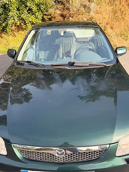 Mazda 323 2000 photo 4