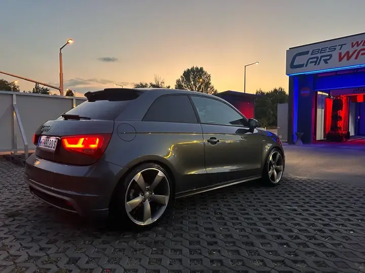 Audi A1 2012 photo 3