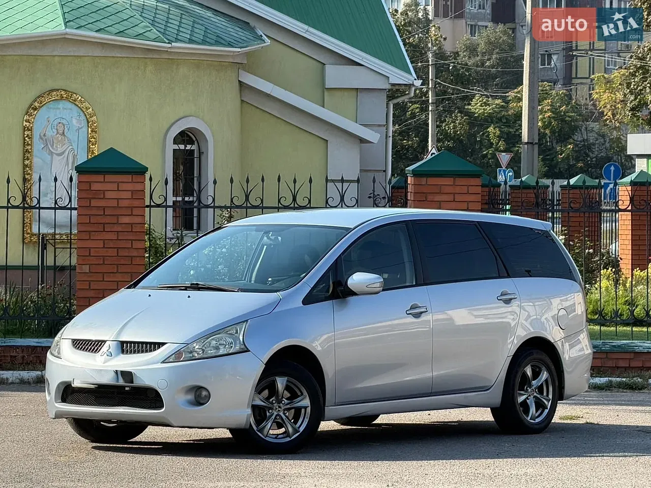 Mitsubishi Grandis 2007 photo 4