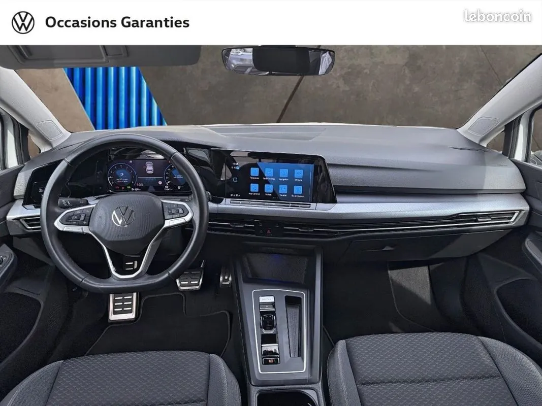 Volkswagen Golf 2023 photo 3
