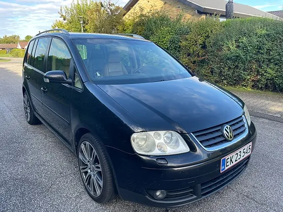 Volkswagen Touran 2005 photo 3