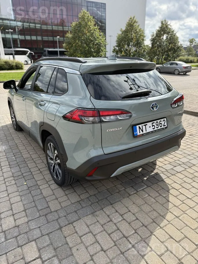 Toyota Corolla Cross 2024 photo 3