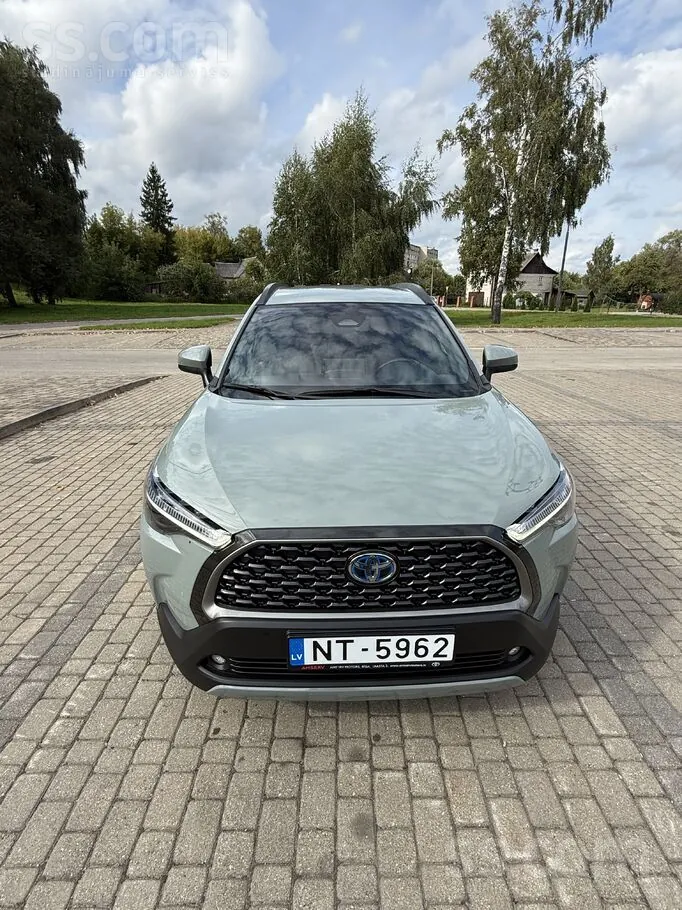 Toyota Corolla Cross 2024 photo 2