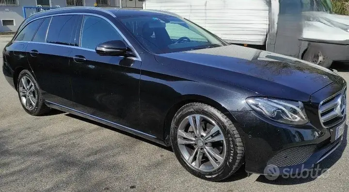 Mercedes-Benz E-Class 2018 photo 3