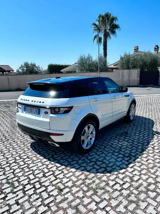 Land Rover Range Rover Evoque 2013 photo 4