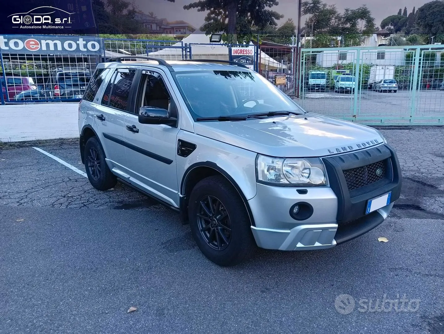 Land Rover Freelander 2 2010 photo 3