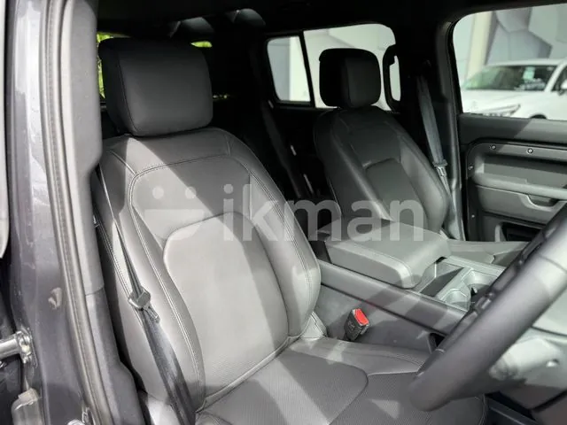 Land Rover Defender 2024 photo 5
